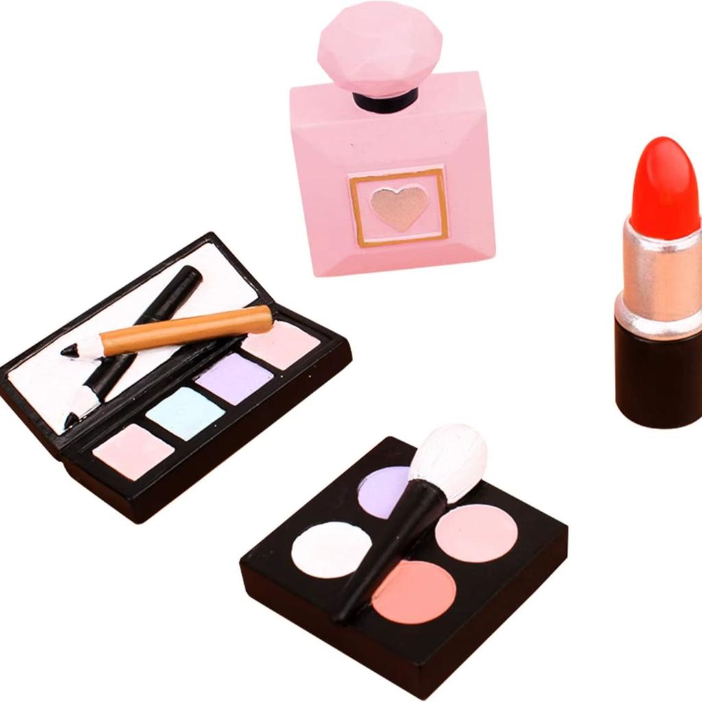 4 Pack Make Up Cake Toppers Resin Cosmetics Lipstick Perfume Bottle Cake Decorations for Makeup Theme Birthday Party Supplies