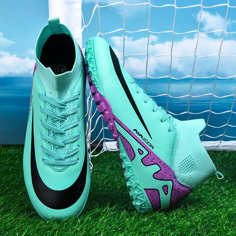 Training 28 lawn youth models broken children's professional sneakers 9 match football shoes men's nails are priced well