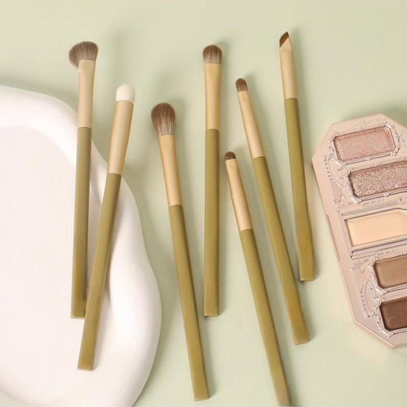 7Pcs Natural Eye Makeup Brushes Set Detail Eyeshadow Brush Makeup Brush Green Ultra Soft Eyeshadow Eyeliner Makeup Tool