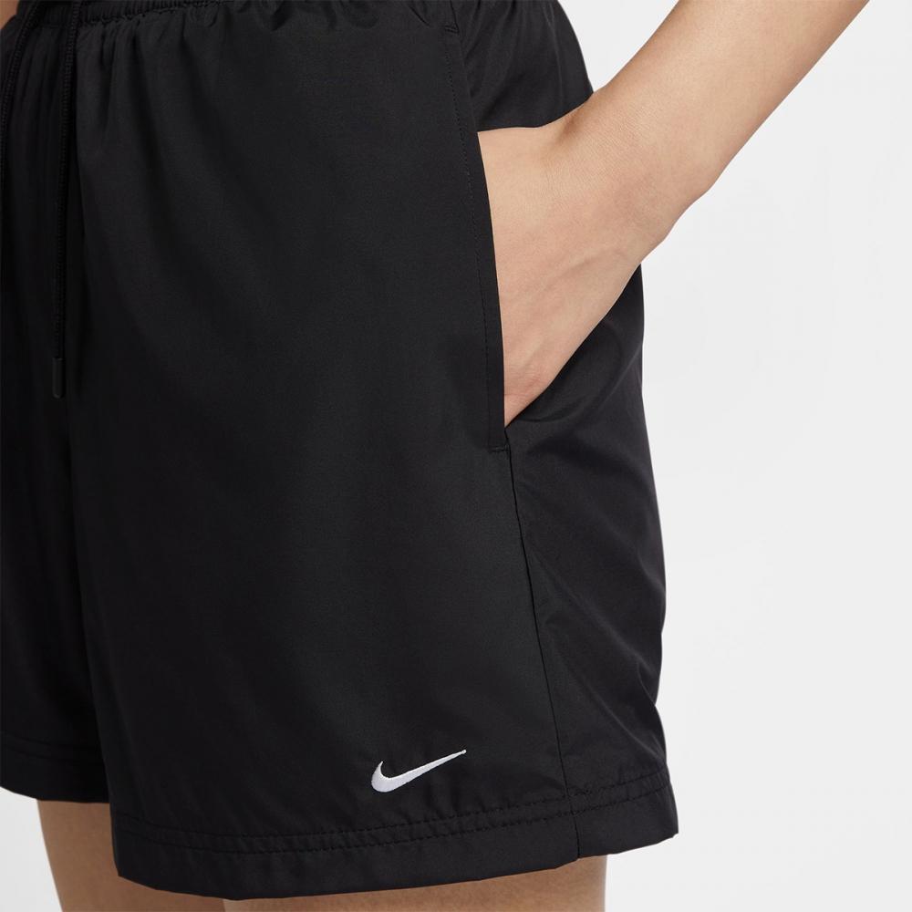Nike Women S Nike SportSwear claSSic Woven Mid riSe ShortS Fv7558 010