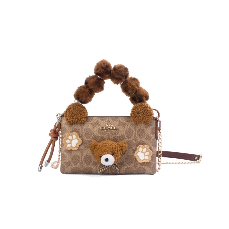 COACH clutch bag [Customized bag] 19 Bear hugging clouds, Ding Duo, plush doll, bear decoration, fashionable and versatile, simple bear hugging clouds коричневый