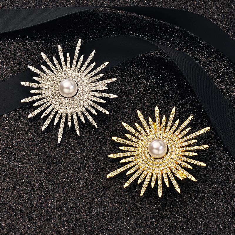 Sunflower Corsage Pearl Brooch Women'S Fashion Full Diamond Barb Pin Suit Sweater Cardigan Fixed Accessories