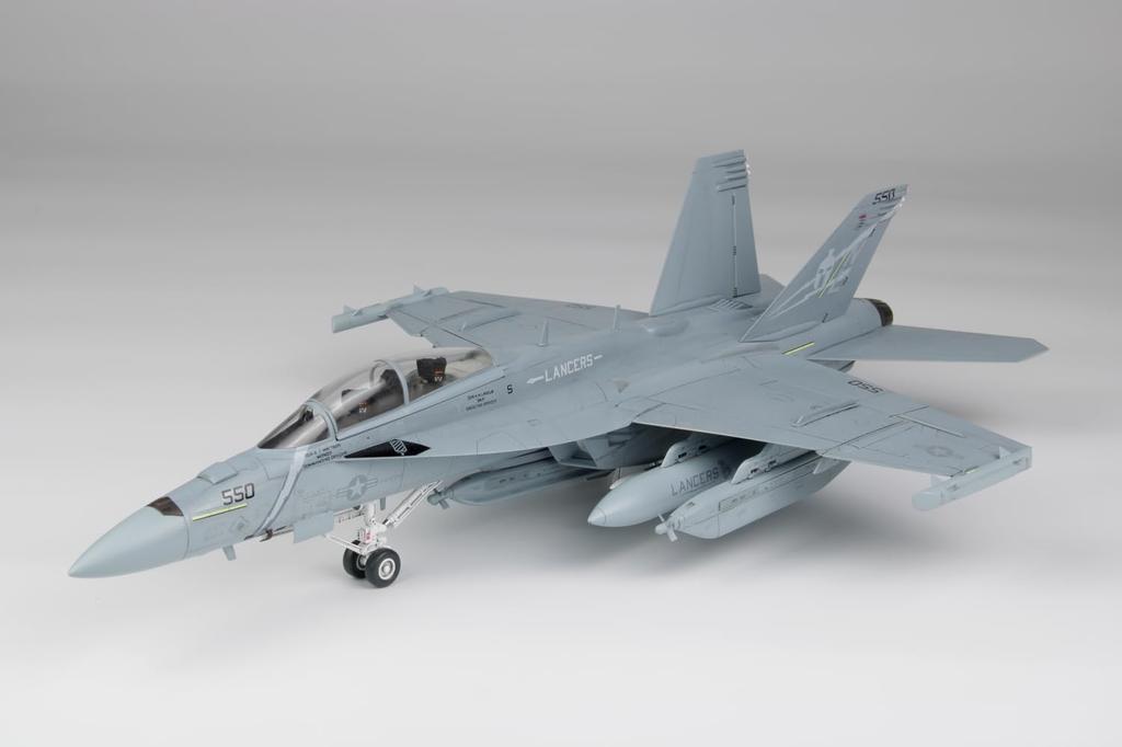 US Navy Electronic Warfare Aircraft Growler Lancers 2020 Low Visibility Plastic Model PLATZ/Italeri 1/48 EA-18G VAQ-131 TPA-29