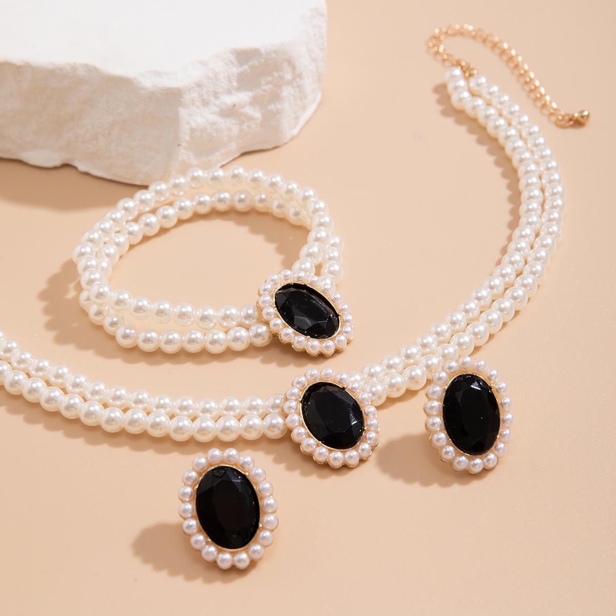 

4PC Women s Fashion Light Luxury Short Style Imitation Pearl Turquoise Necklace Earrings Bracelet Zircon Set Party Festival Gif