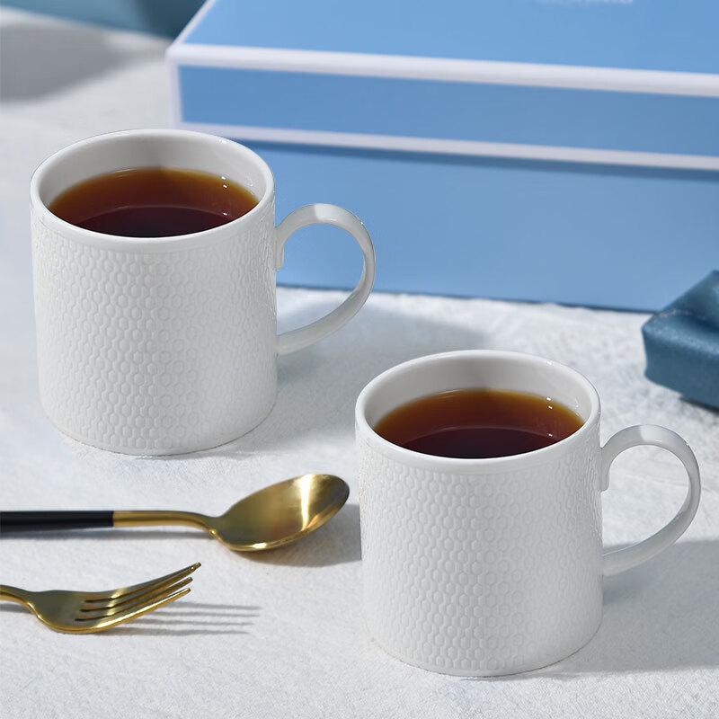 Wedgwood Geometric Bone China Mug Pair Gift Set