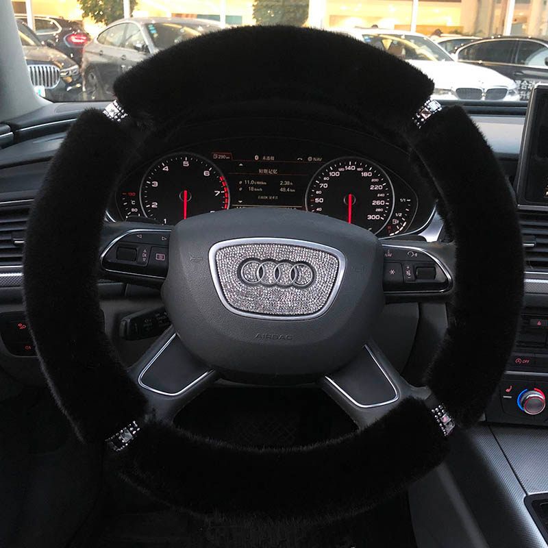 Car Steering Wheel Cover Winter Plush Female Korean Cute Universal Fashion Pink Gray Black Diamond-Studded Handlebar Cover