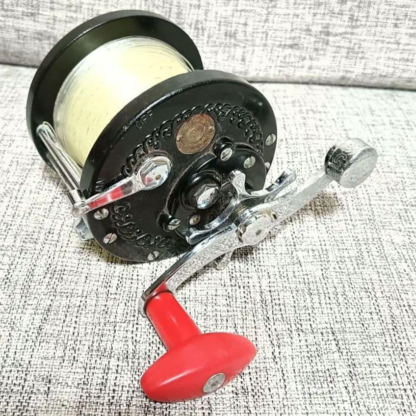 Used OLYMPIC Double axis reel Old reel