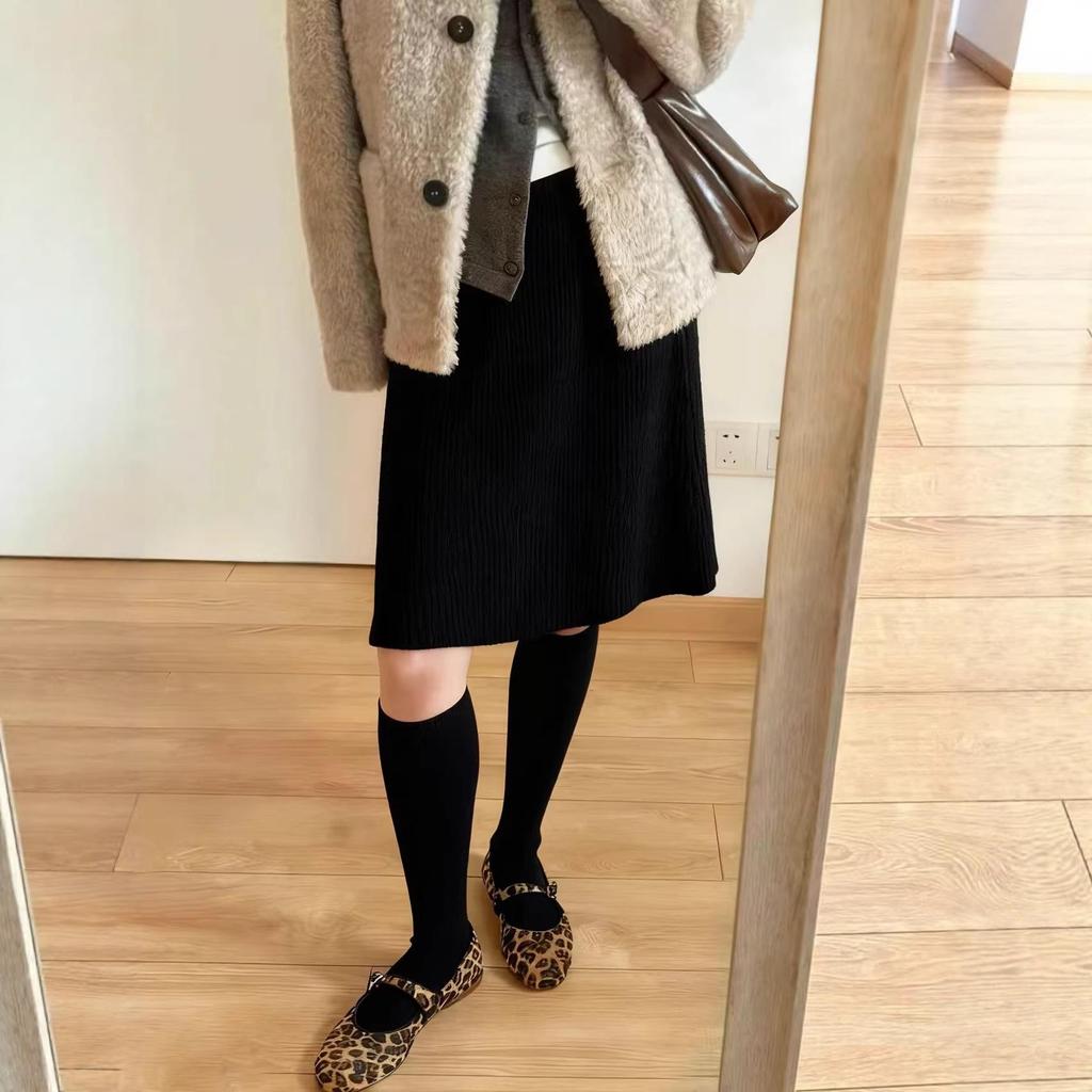 Versatile Knit A-Line Midi Skirt for Women - Soft, Retro Style for Autumn & Winter