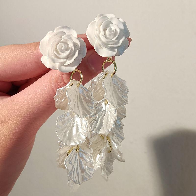 Temperament petal tassel earrings