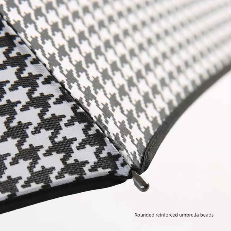 Light Luxury Retro British Houndstooth Pattern Umbrella, Long-Handled Umbrella, Reinforced and Wind-Resistant, High Aesthetic Value for Men and