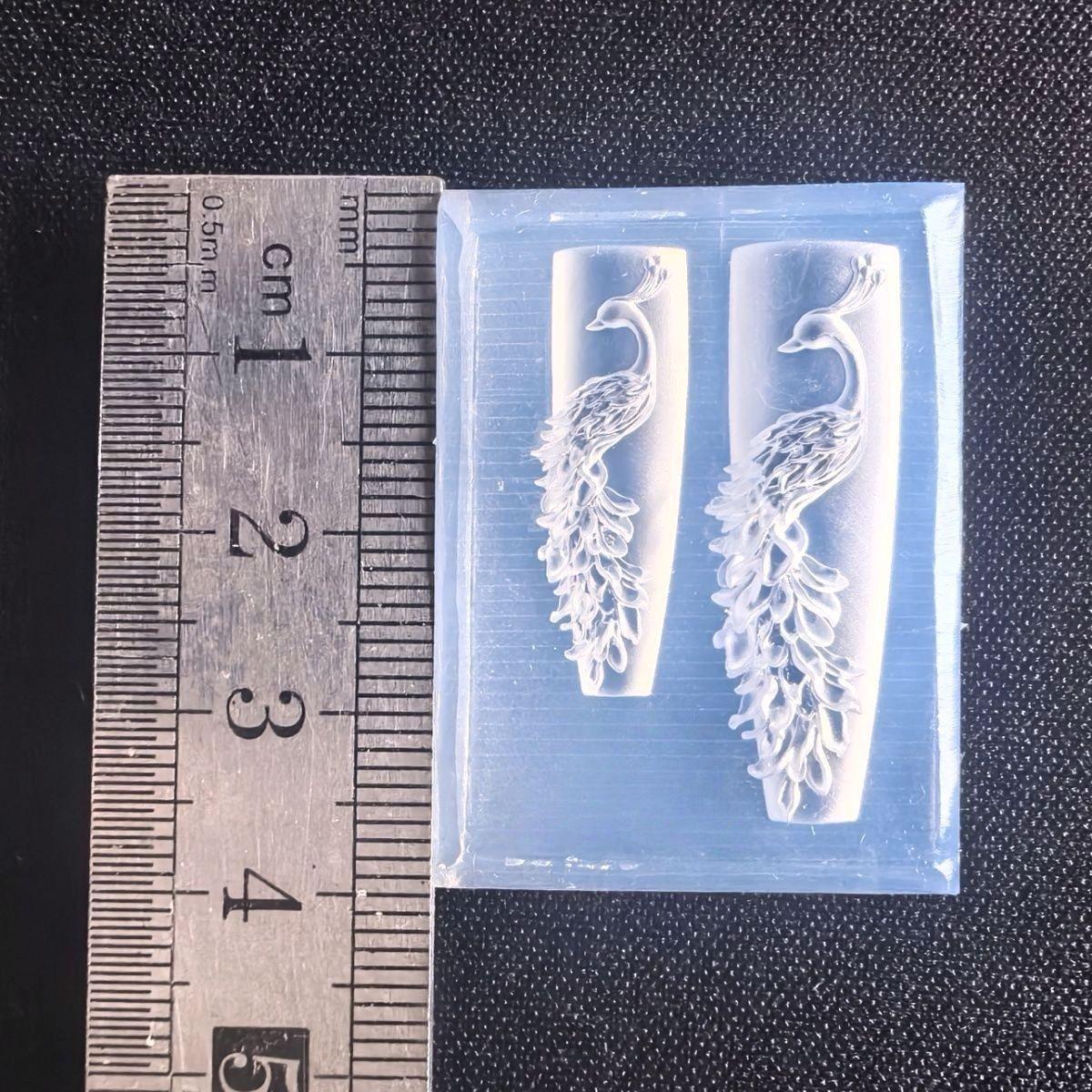 Clear Peacock Nail Art Mold - DIY High Transparency Accessory Tool