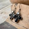 Bohemian Water Droplet Inlaid with Black Stones Earrings Vintage Silver Color Metal Dangle Earrings for Women Jewelry