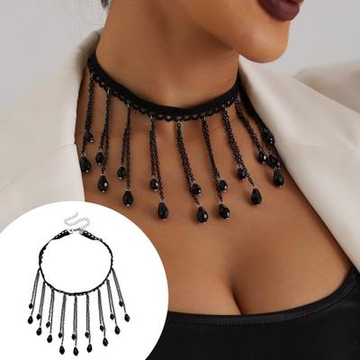 Collana girocollo gotica con nappa di cristallo e collane in metallo con lunghezza regolabile per le donne
