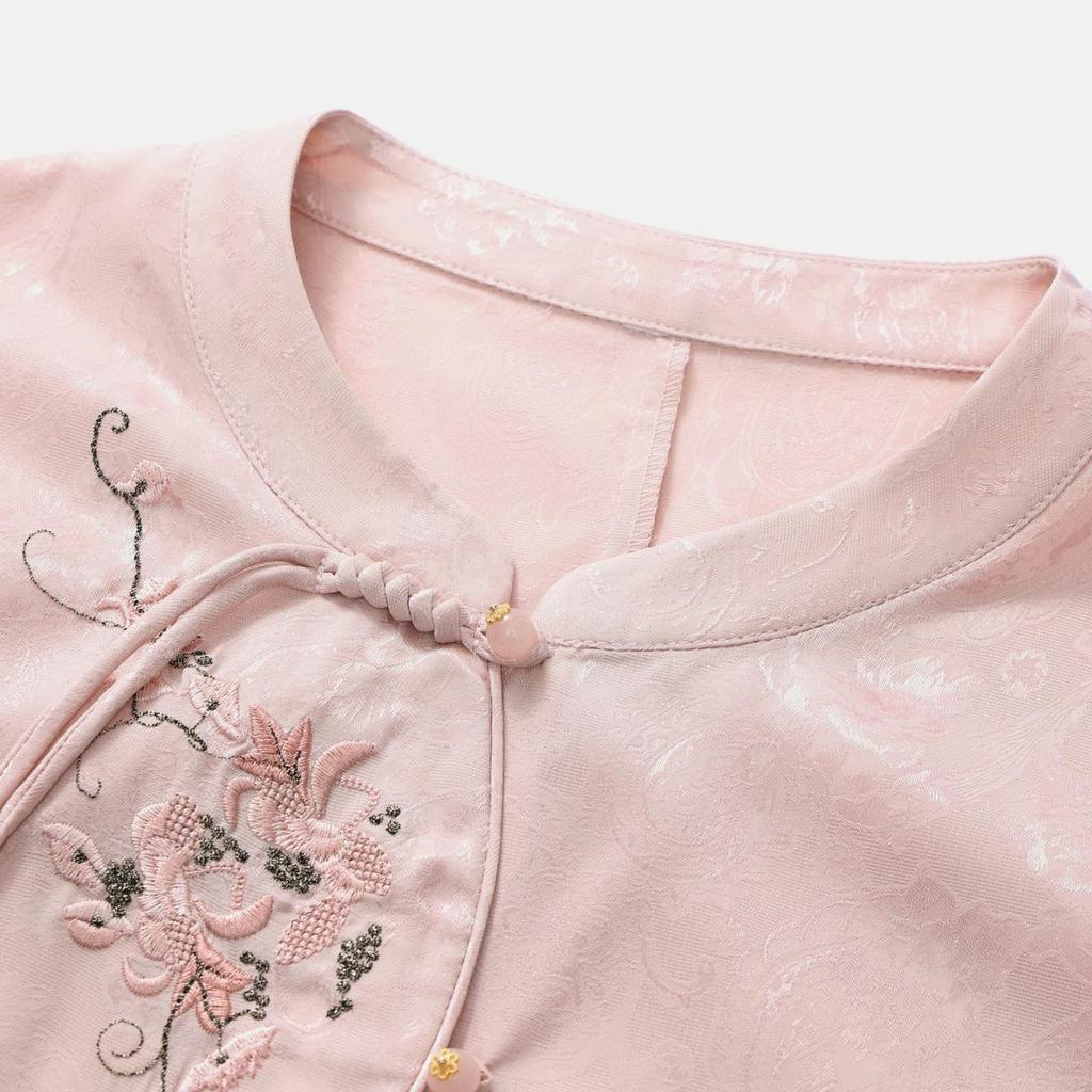 Stylish Spring & Autumn Seven-Sleeve Embroidered Top for Middle-Aged and Elderly Women - New Chinese National Style Shirt