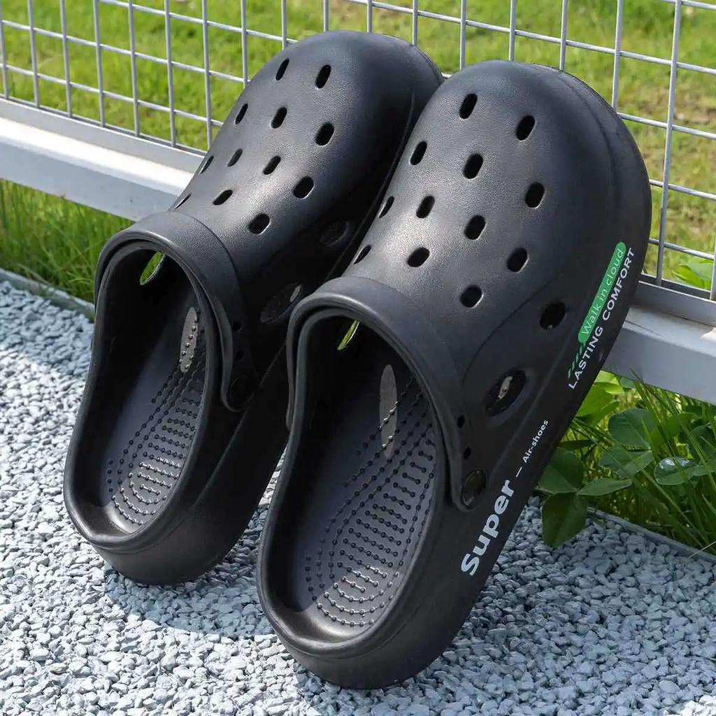2025 Summer Couple's Clogs for Men & Women - Soft Sole, Non-Slip, Breathable, Closed-Toe Design Ideal for Beach