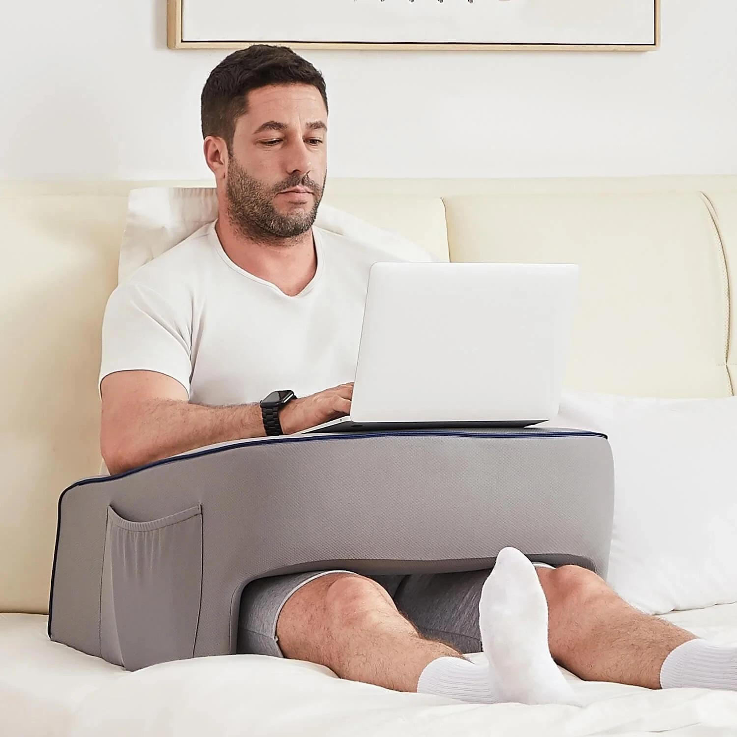 

Gaming Pillow for Lap,Reading Pillow for Bed Memory Foam Bed Rest Pillow for Reading, Working, Playing Game темно-серого