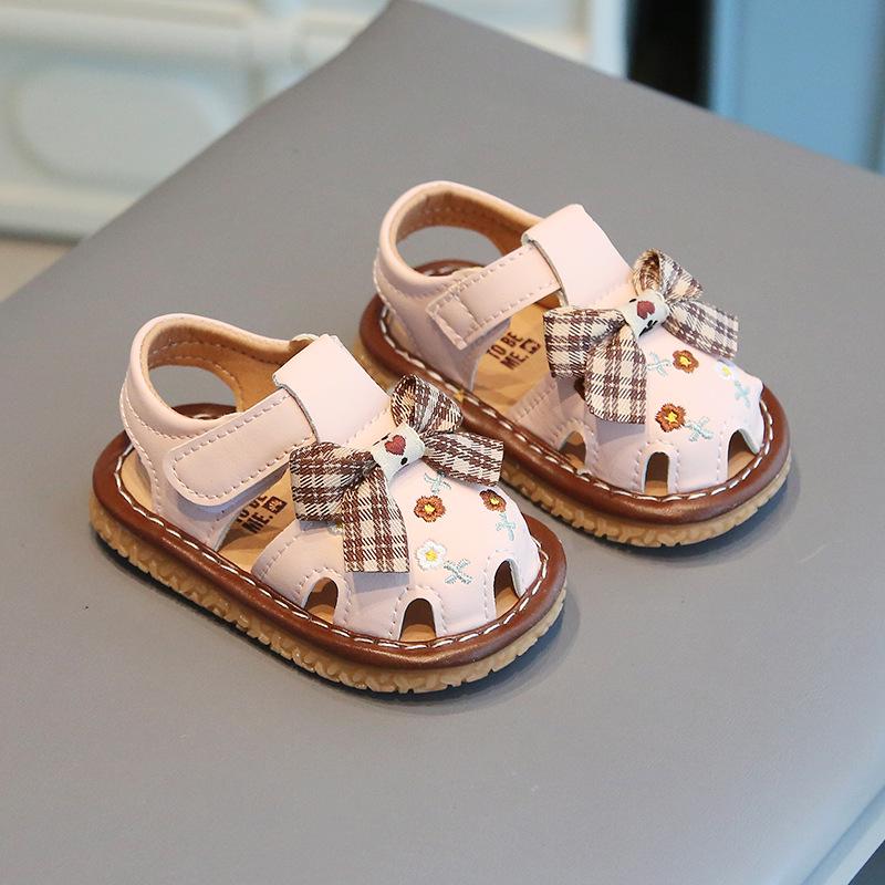 2024 Vintage Style Floral Summer Sandals for Baby Girls - Cute Squeaky Princess Shoes