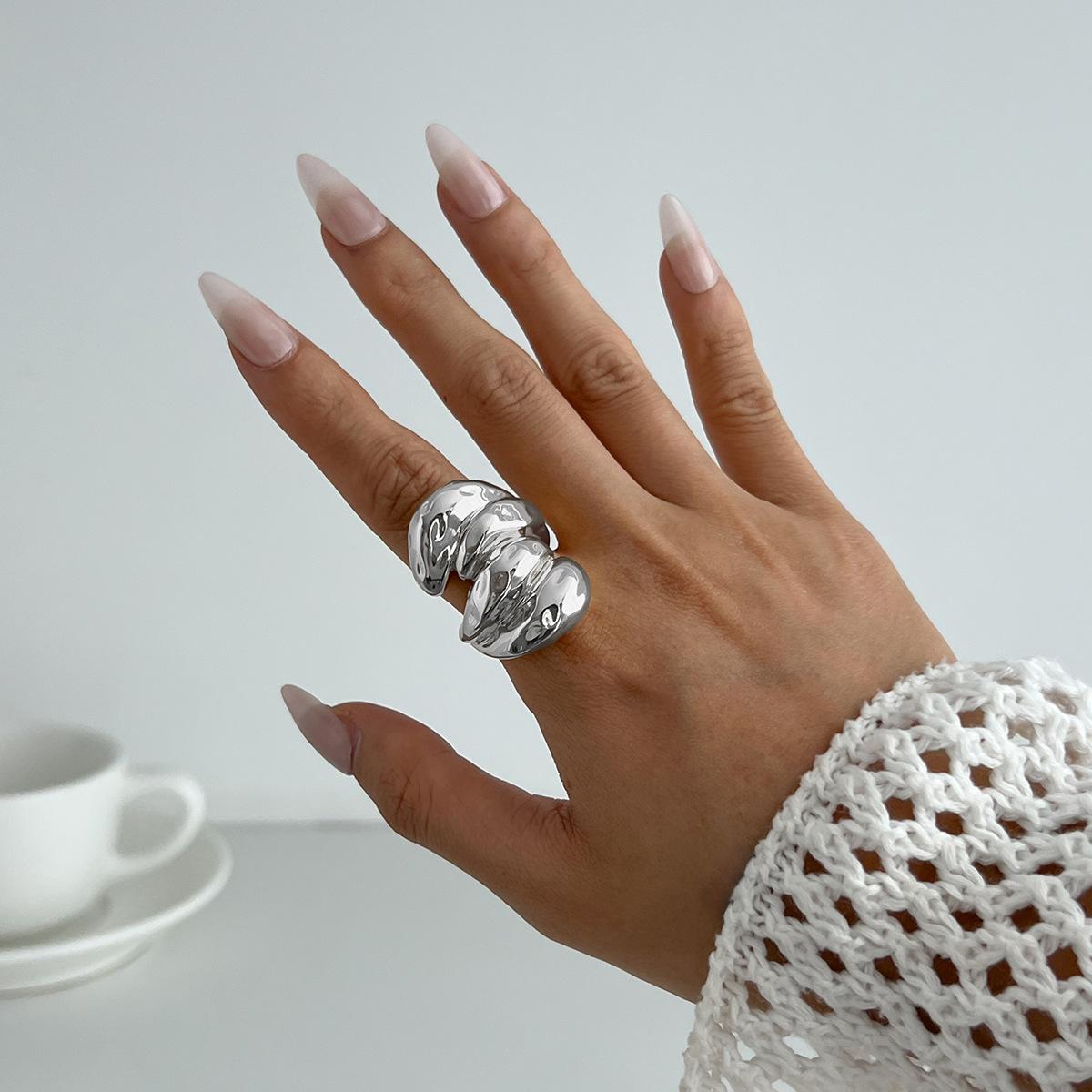 

Перебільшені Панк Гладкі Нерегулярні Кільця для Жінок Вінтажні Геометричні Регульовані Відкриті Кільця на Палець Парні Прикраси