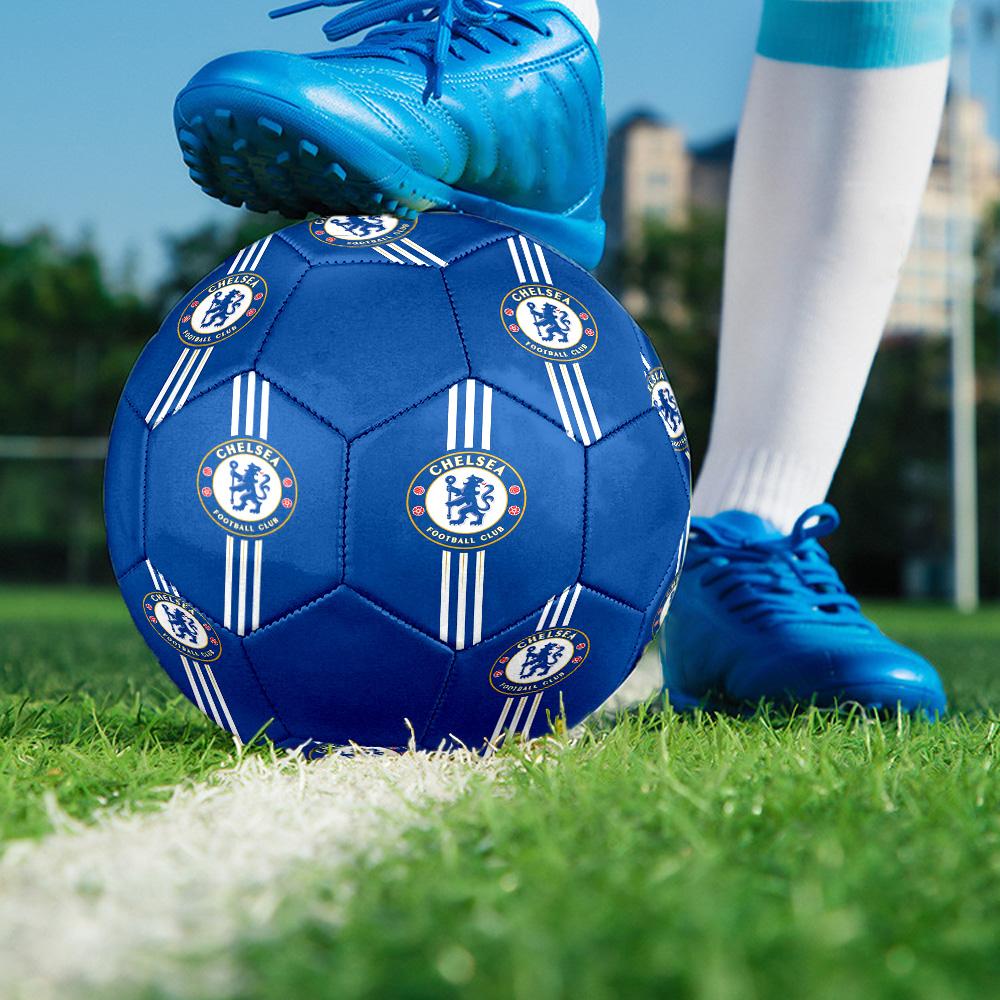 Pallone da Calcio Indoor Chelsea FC Colorato Per Tutte le Età Misura 5 Cucito a Macchina PVC Pronto per la Competizione Resistente Alto Rimbalzo