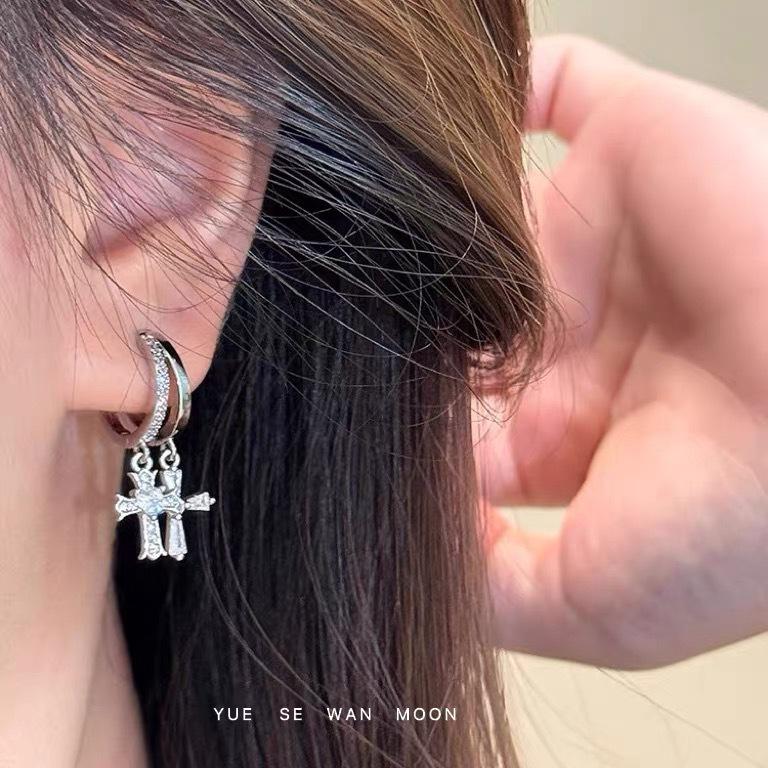 Women s Zirconia Double Layer Cross Pendant Earrings with Double Ring Ear Cuff - Elegant Diamond Design, Japanese Korean Style