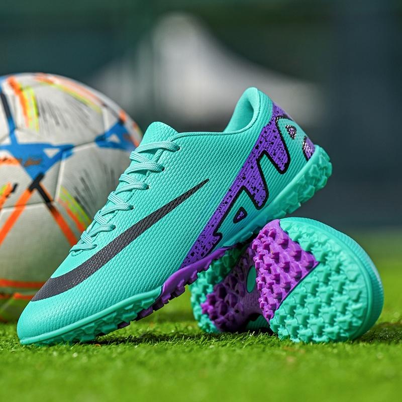 New Men Professional Football Boots Women Ultralight Soccer Shoes Unisex Hot Sale Cleats Futsal High-quality TF/FG Sneakers