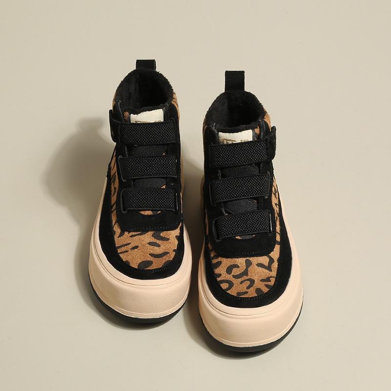 

Thick-soled snow boots women s velvet autumn and winter 2025 new winter fur integrated high-top warm cotton shoes women s short boots 40 чёрный