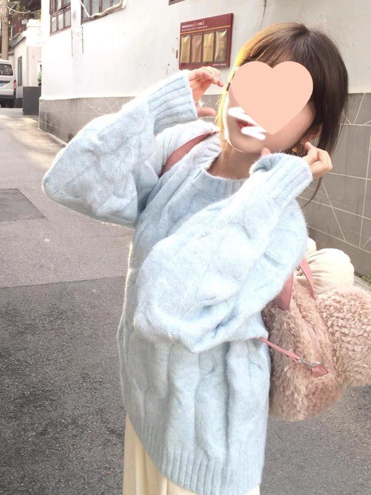 Women's Cozy Blue Sweater - Oversized Knit Pullover for Autumn and Spring