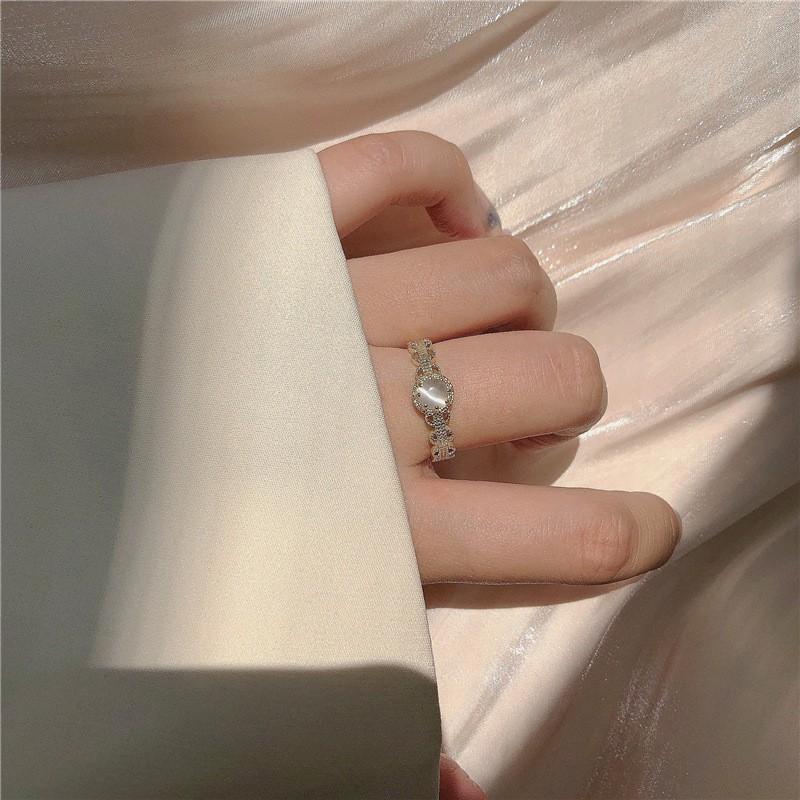 Unique Design Stylish Silver Plated Finger Ring For Women Adjustable And Trendy
