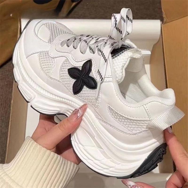 Spring/Autumn Round Toe Thick Sole Fashionable Comfortable Lace-Up Casual Sports Shoes Trendy Breathable Student Walking Shoes