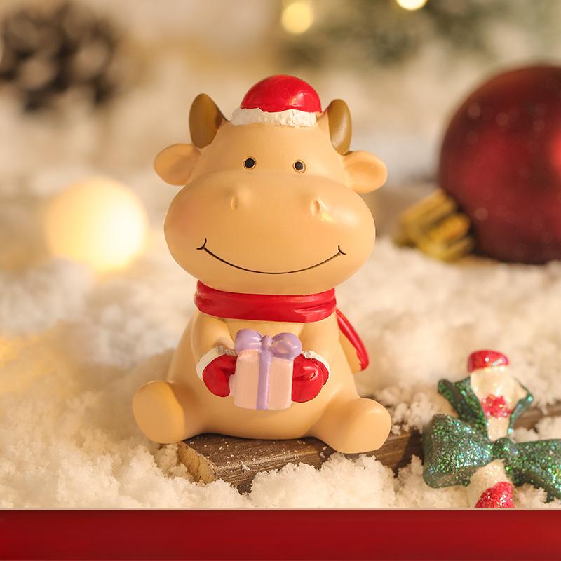 New Creative Christmas Ornaments for Elderly People Snowman Resin Small Ornaments Cartoon Scene Arrangement Decoration Gift Doll