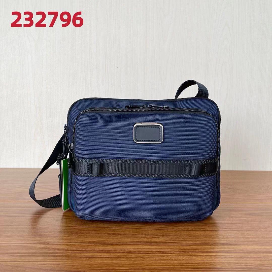 

Мужская горизонтальная квадратная сумка-мессенджер из баллистического нейлона темно-синий