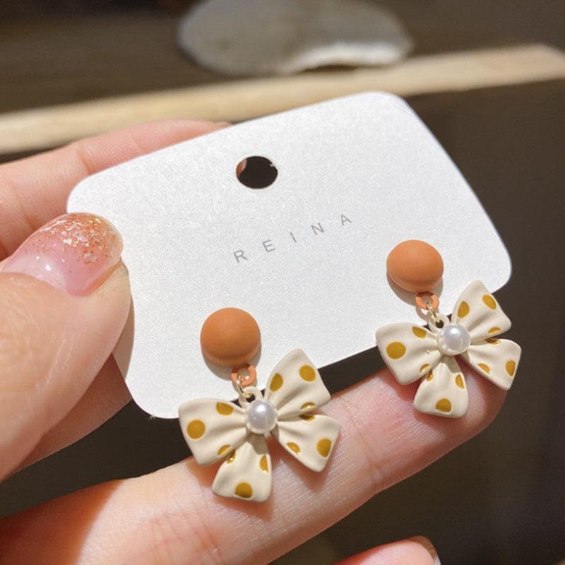 Silver Needle Personalized Stud Earrings Women's Autumn and Winter New Trendy Bow Earrings Exquisite Temperament Earrings