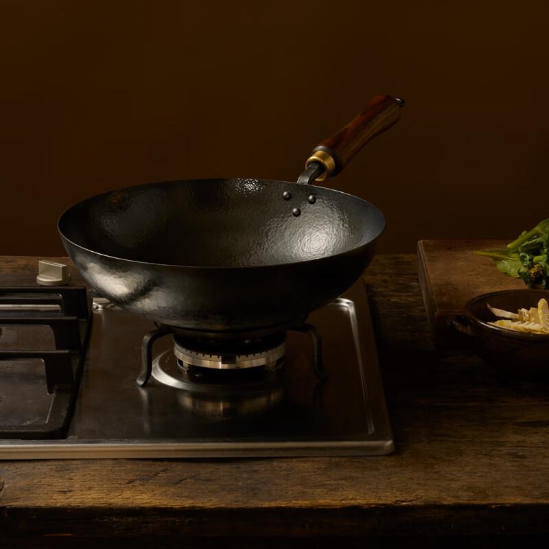 

Tiewa Gongshe Hand-Forged Wrought Iron Non-stick Round Bottom Wok