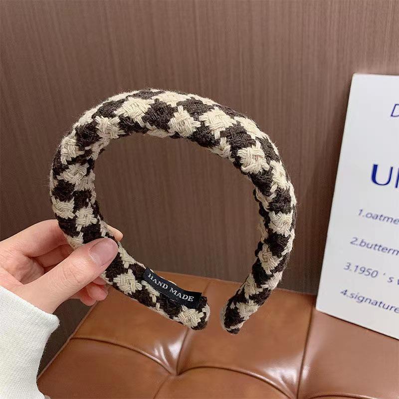 Women's Retro Korean Christmas Headband: High-End Autumn/Winter Hair Jewelry & Versatile Accessory