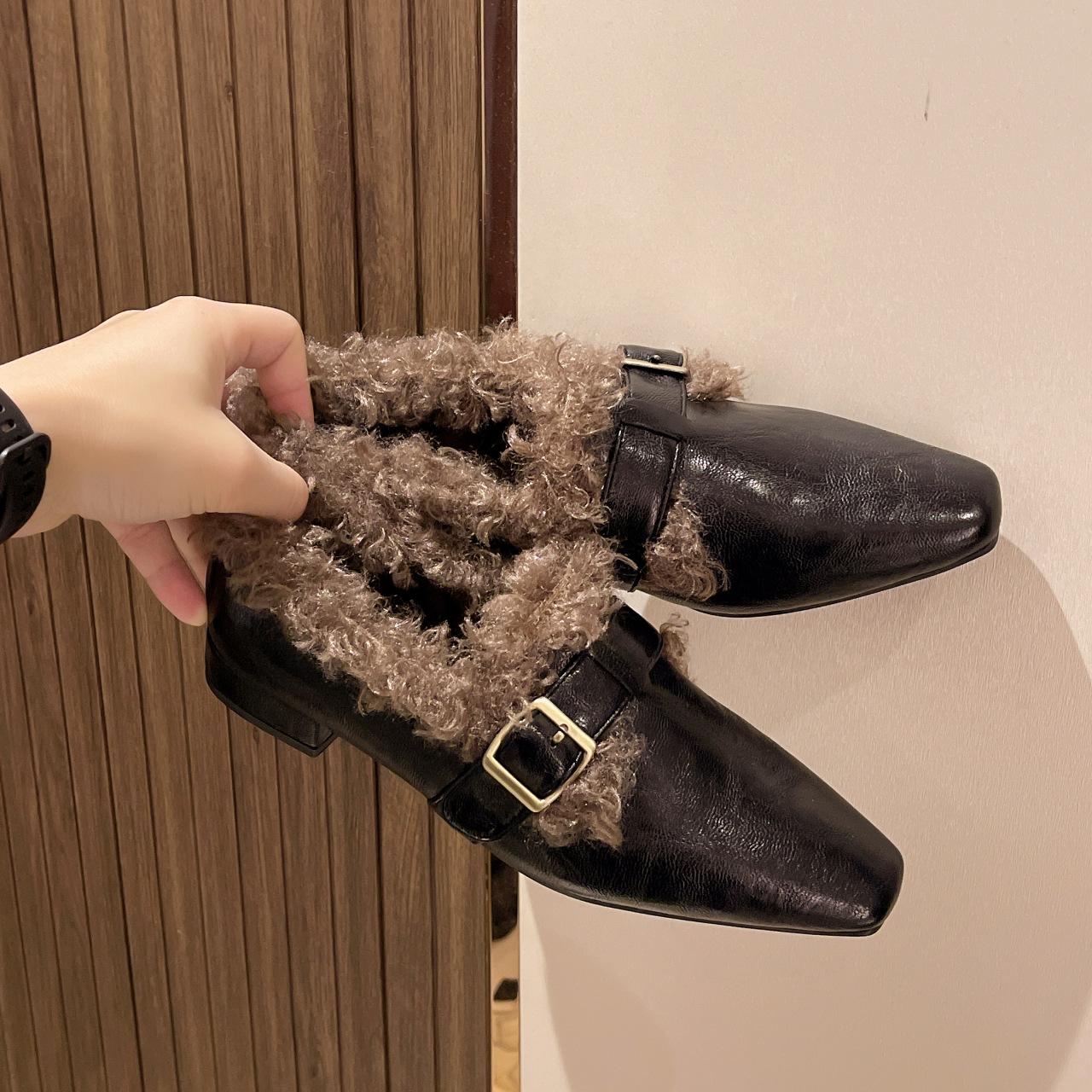 Ретро бархатные теплые туфли с пряжкой на одно слово, квадратным носком, из мягкой кожи, удобная мягкая подошва, пушистые одинарные туфли, женская обувь, зима 35 чёрный