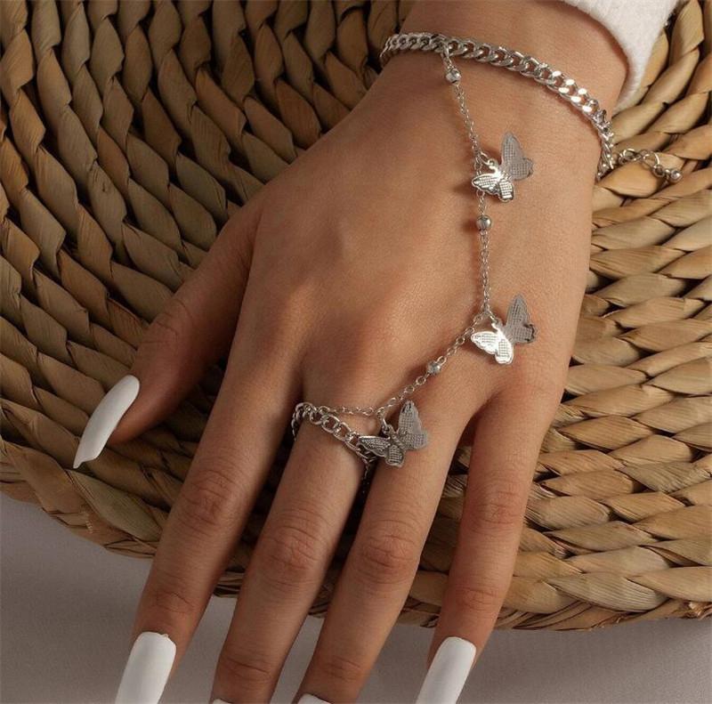 Vintage Gold Color Butterfly Beaded Finger Bracelet for Women Simple Metal Insect Adjustable Bracelet Beach Vacation Zircon