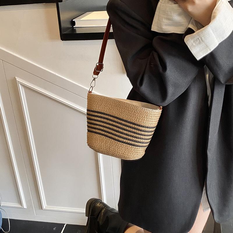 Straw Bucket Small Bag Women's 2025 New Striped Contrasting Woven Bag Versatile Foreign Style Shoulder Messenger Bag
