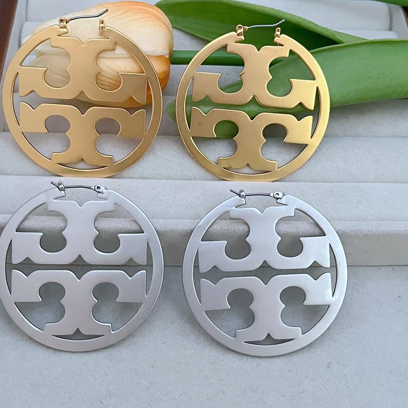 

Elegant Retro Two-Tone Matte Stud Earrings: Exquisite, Trendy & Unique золотий