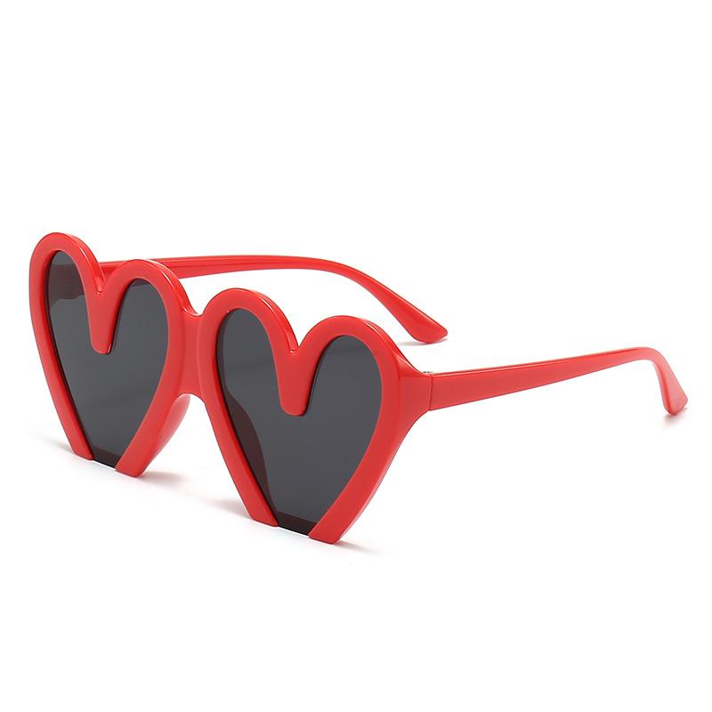 

Retro Sunglasses Female Male Heart Core Sun Eyeglasses Women Vintage Round Oculos De Sol for Men Eyewear Eye Eyeglasses Sunglasses MULTI