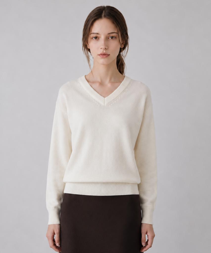 LEIE Soft V-Neck Merino Wool Raglan Oversized Knit (Ivory)