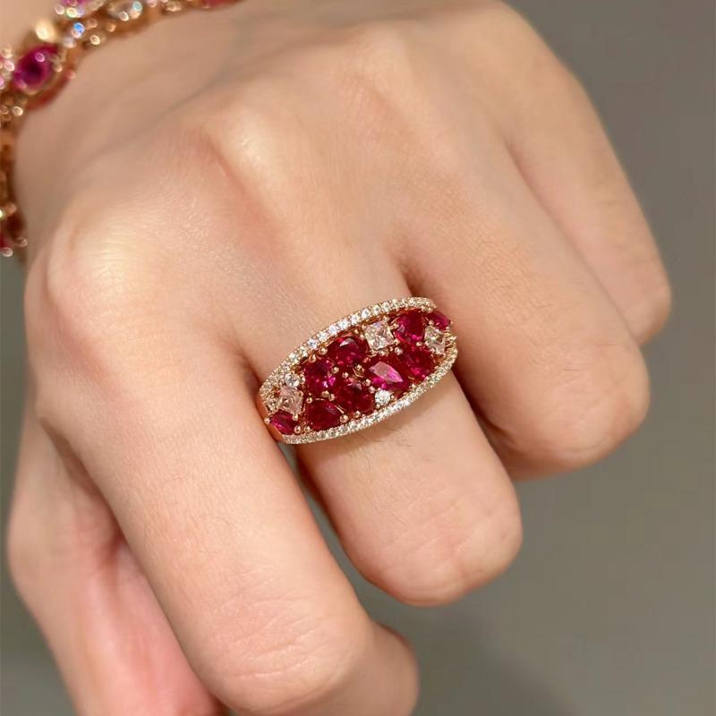 Light Luxury Shining Exquisite Ruby Rings For Women High Quality Palace Style Romantic Water Drop Irregular Ring Wedding Jewelry