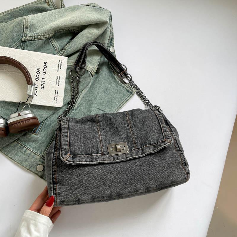Vintage Denim Bag Women's Chain Shoulder Bag Large Capacity Commuter Tote Bag