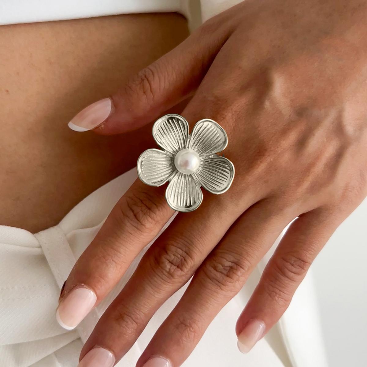 

Ingemark Creative Unique Metal Petal Flower Branch Open Ring Women Punk Gold Color Geometric Adjustable Rings Y2K Couple Jewelry