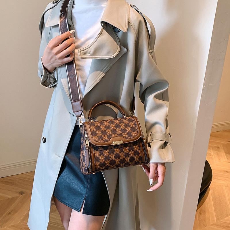 IELGY Retro Fashion Classic Printed Small Square Bag All-Match One-Shoulder Cross-Body Broadband Female Bag