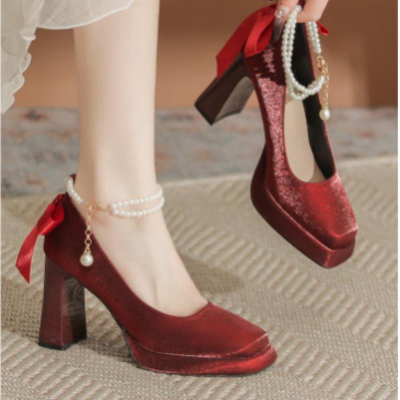 

Туфли Мэри Джейн на атласной платформе цвета экрю с квадратным носком для весенне-летних свадеб Size 35