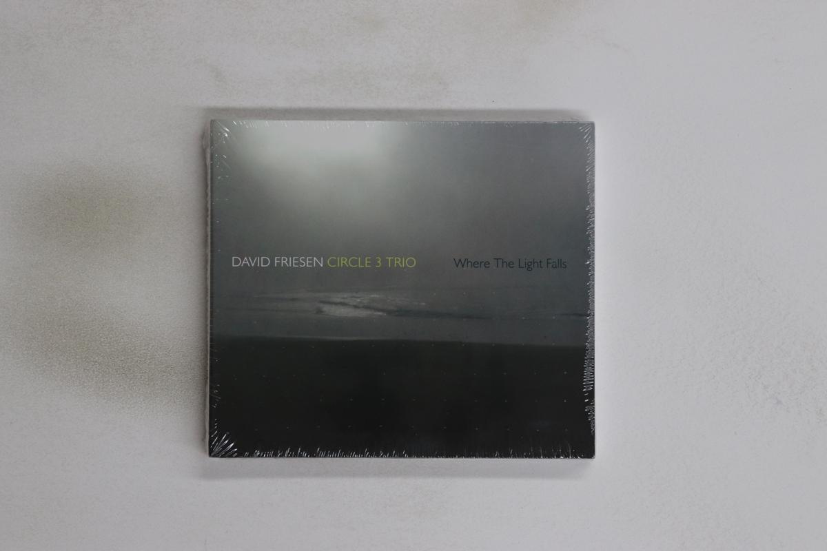 

CD DAVID FRIESEN - Where The Light Falls 82677 ORIGIN 2014 US Jazz Used