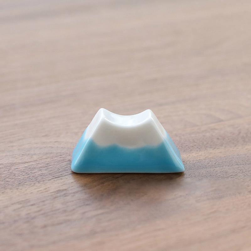 Exquisite Japanese Ceramic Chopstick and Spoon Rest for Home and Restaurant