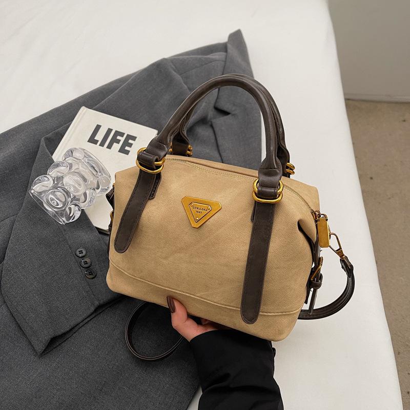 Premium Portable Small Square Bag Retro Fashion Casual Shoulder Bag 2025 Autumn and Winter New Trendy Messenger Bag