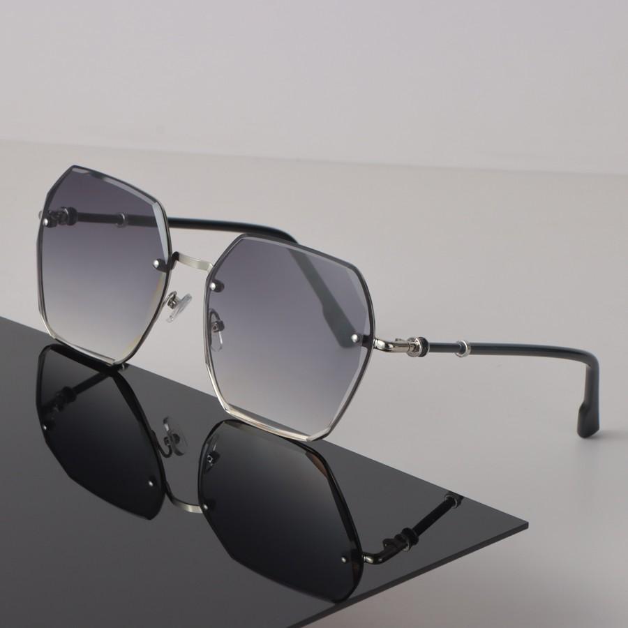 Classic Fashion Sunglasses Women Menjingmian