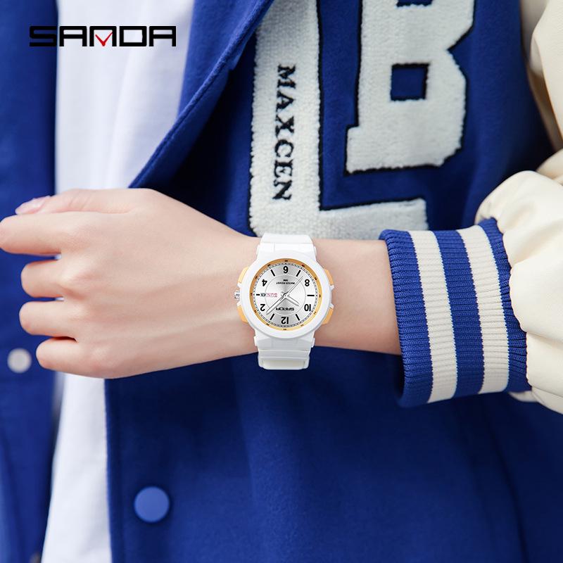 Sanda Student Watch: Simple Double Calendar Design for Junior High Students
